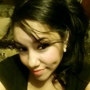 Meet your Posher, Lisandra